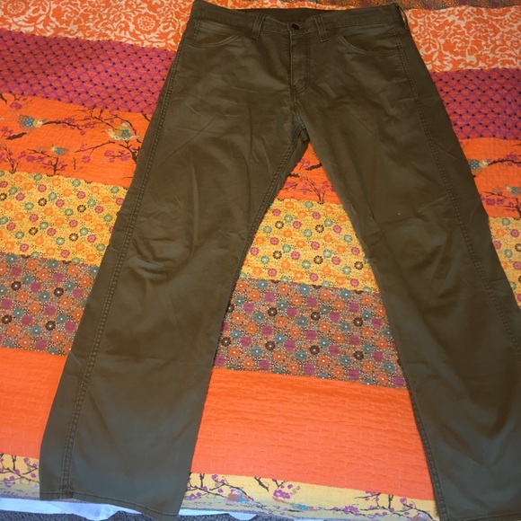 Men’s Levi 569 Green Pants - Picture 2 of 2